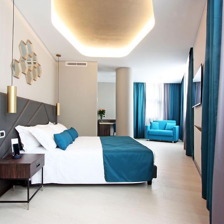 The Hive Hotel Roma Esterno foto