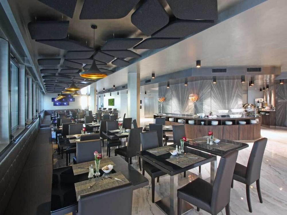 The Hive Hotel Roma Esterno foto