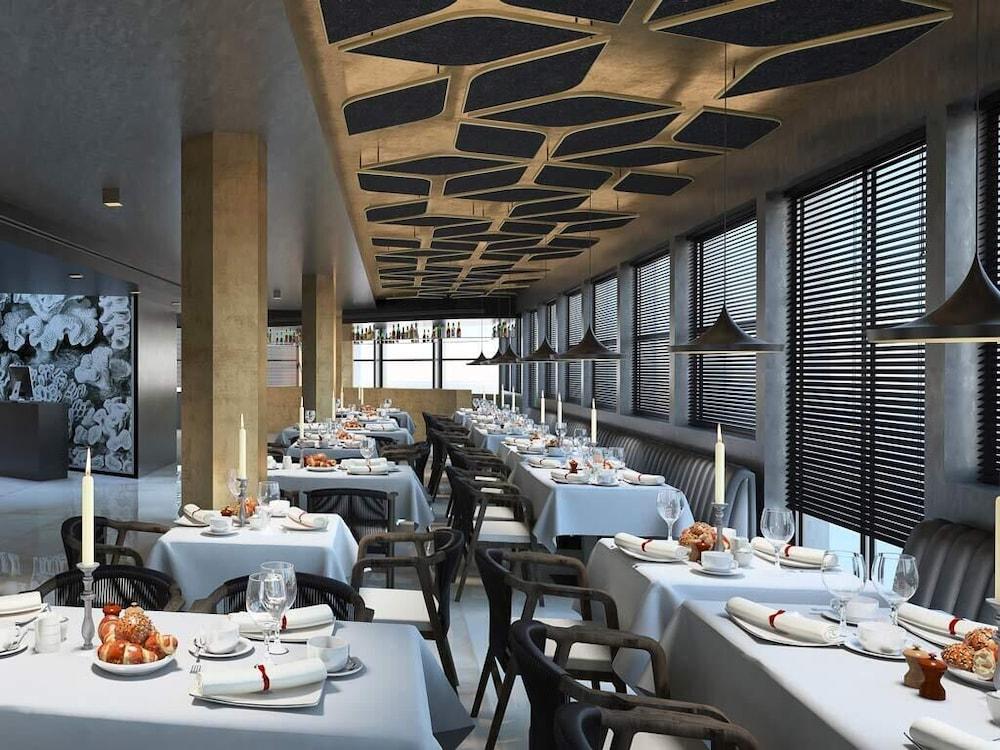 The Hive Hotel Roma Esterno foto