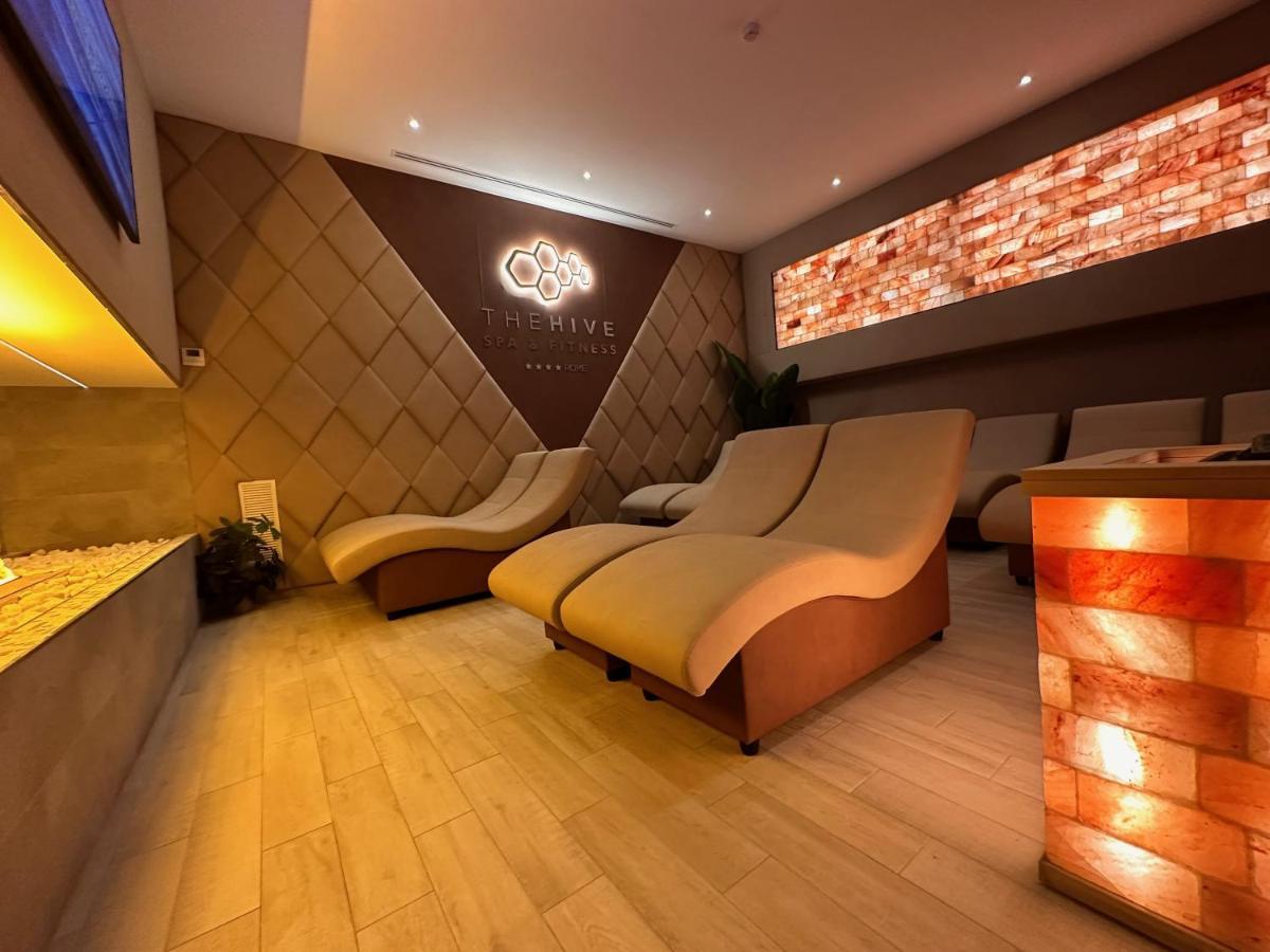 The Hive Hotel Roma Esterno foto