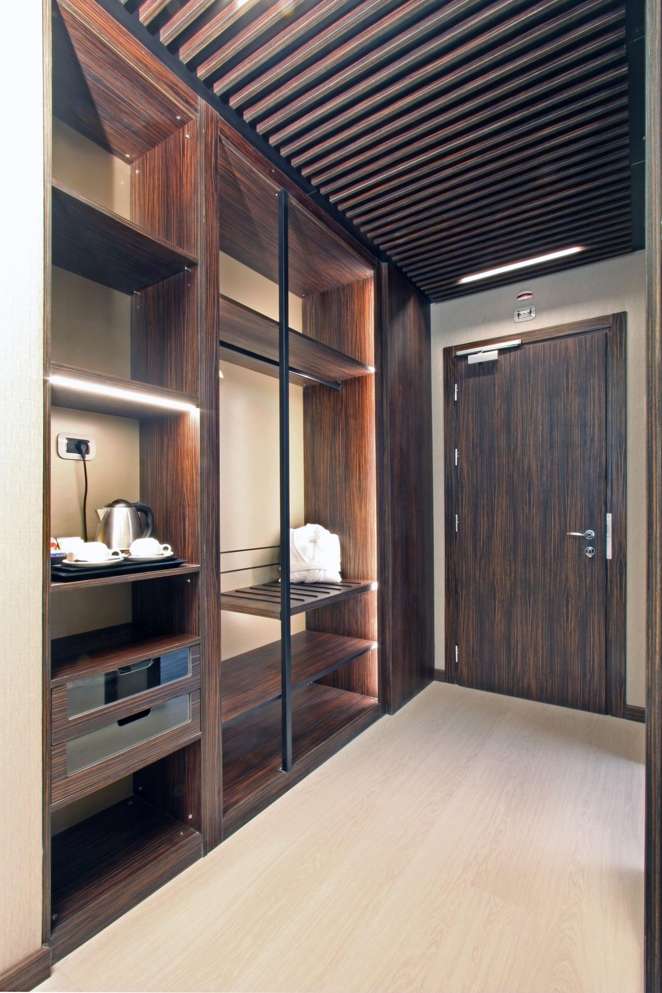 The Hive Hotel Roma Esterno foto