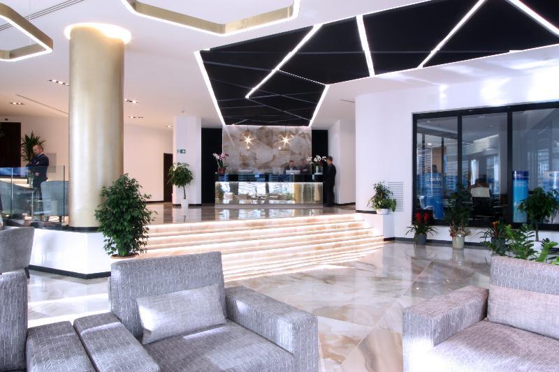 The Hive Hotel Roma Esterno foto