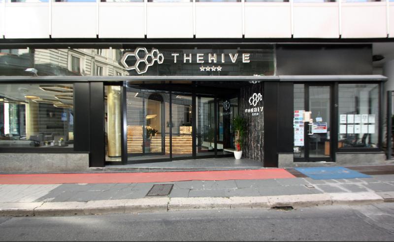 The Hive Hotel Roma Esterno foto