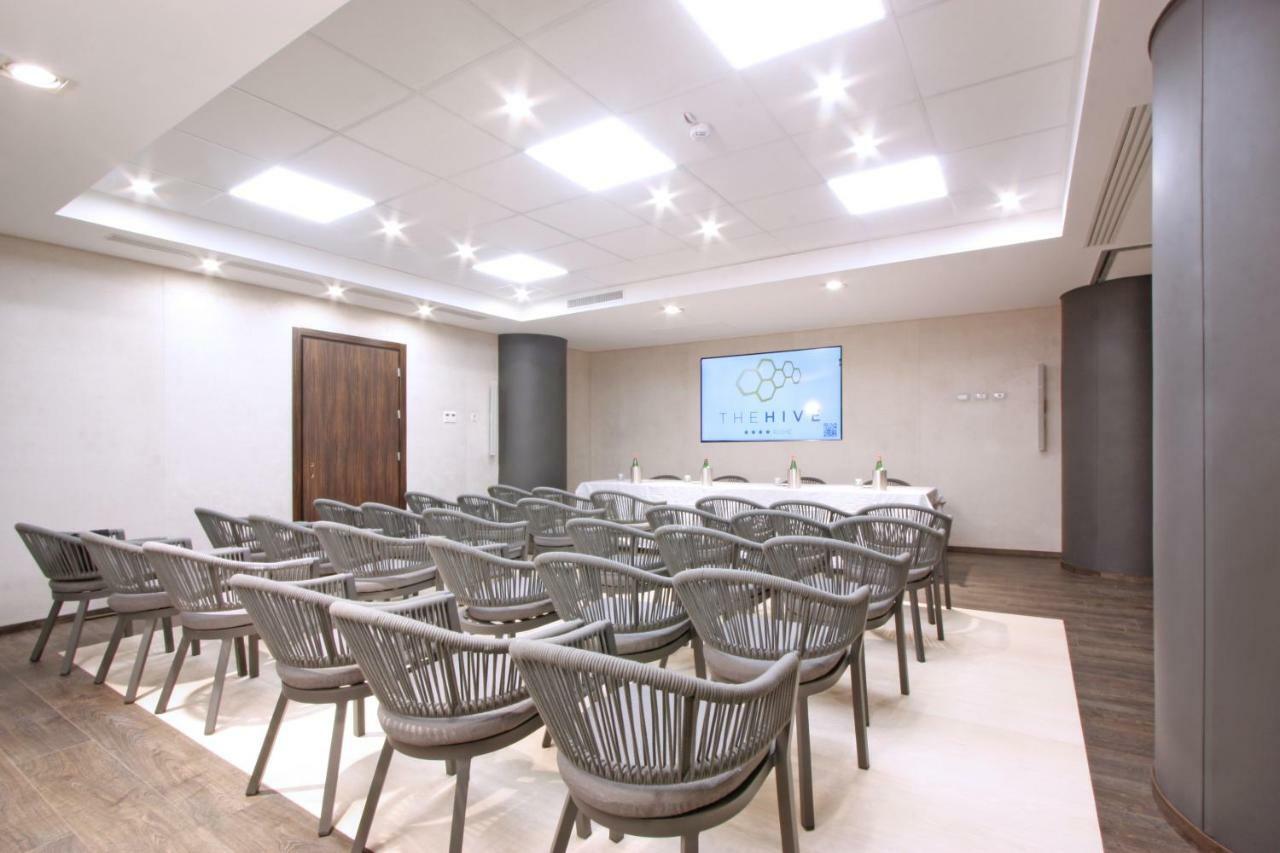 The Hive Hotel Roma Esterno foto